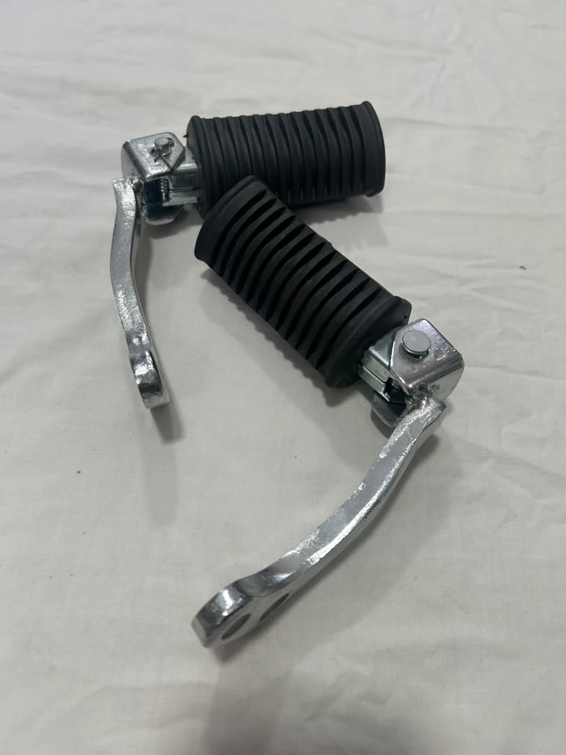 Pone pie delantero's foto | Motoparts |  BizneCubano