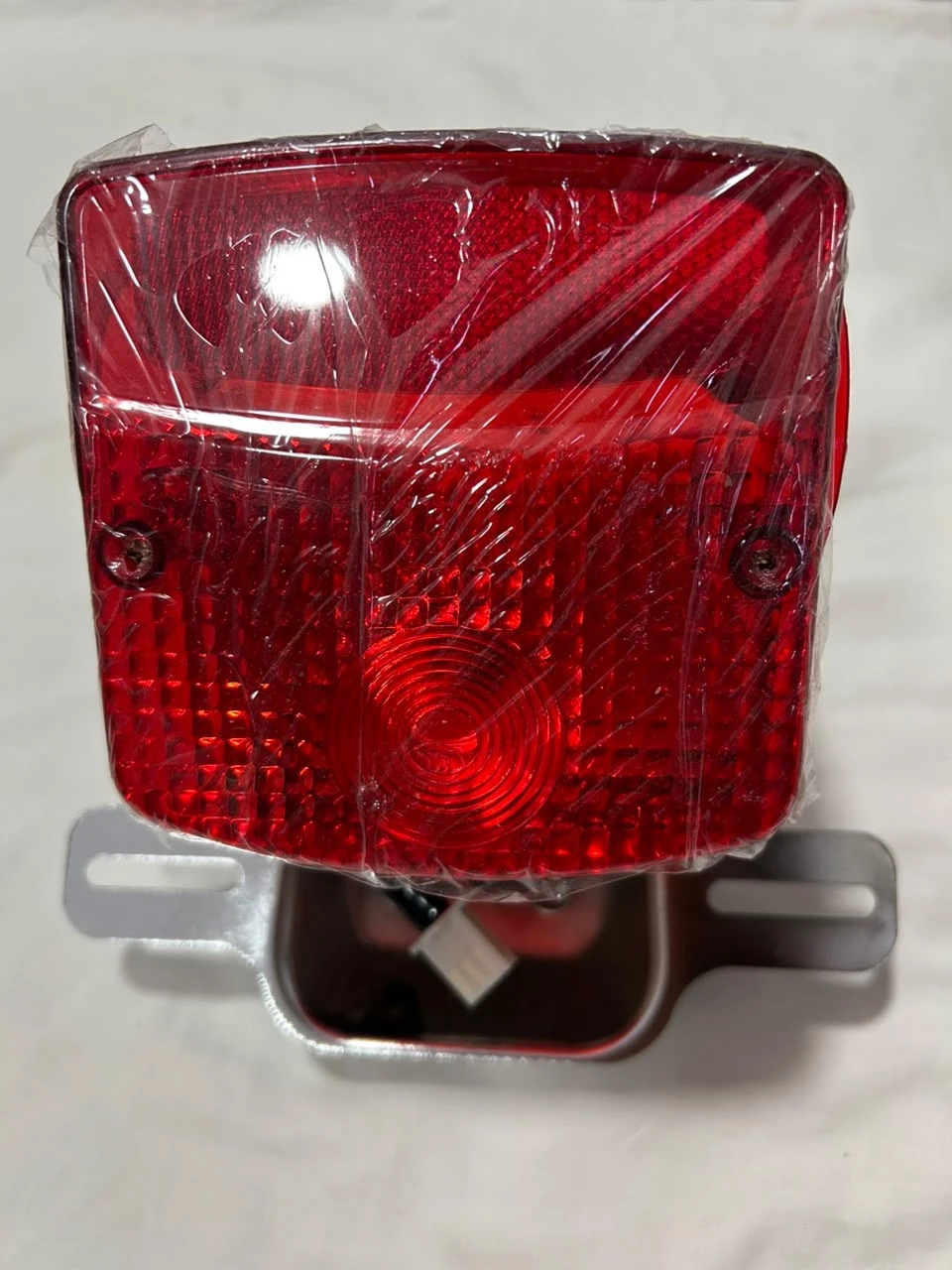 Foco trasero's foto | Motoparts |  BizneCubano