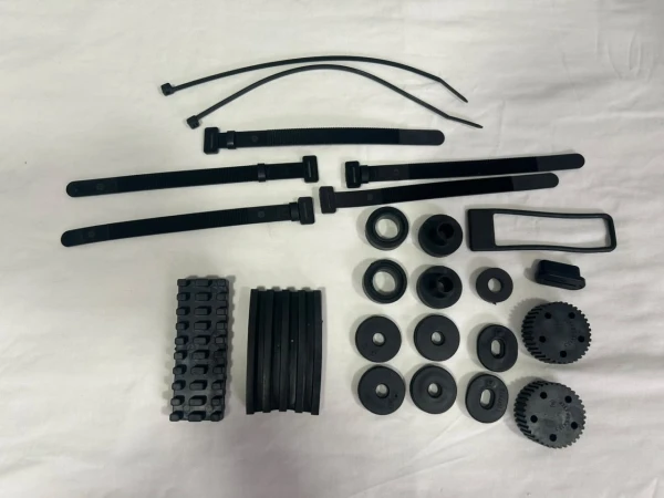 Kit de Goma de Tanque y maleta's foto | Motoparts |  BizneCubano